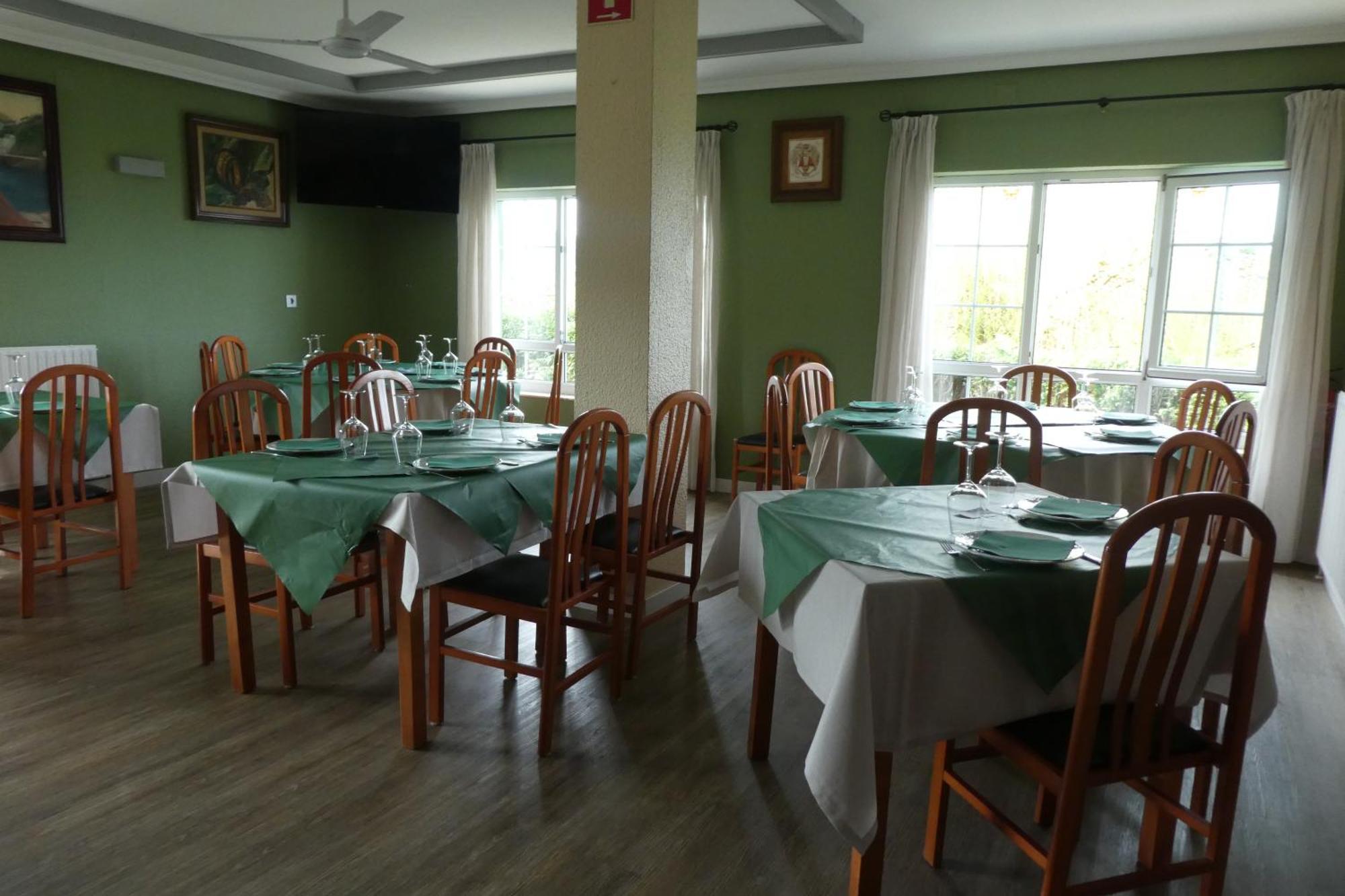 Hotel Restaurante El Fornon Novellana المظهر الخارجي الصورة